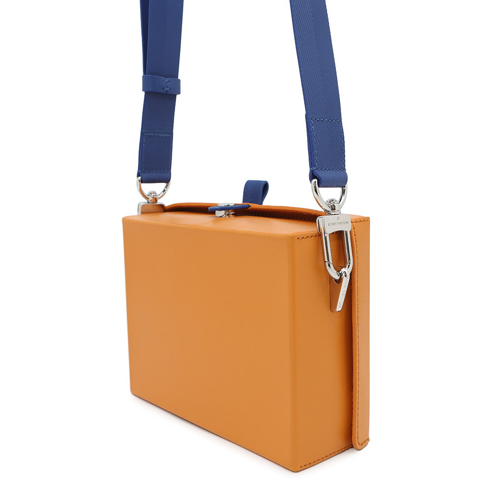 LOUIS VUITTON Shopper・Clutch SaffronM13984 Leather