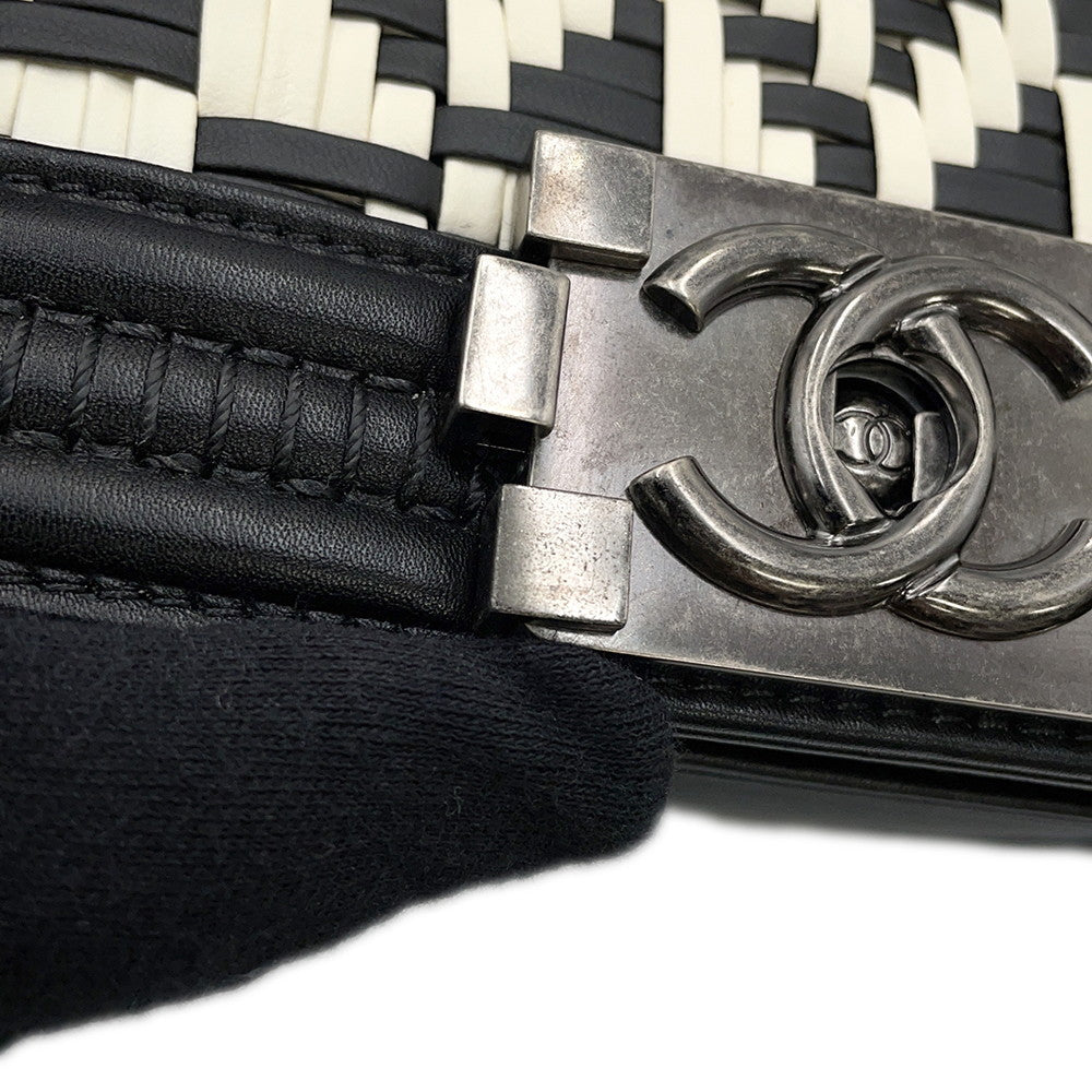 CHANEL Boy Chanel Woven Chainshoulder Bag White/BlackA67085 Leather Size Small