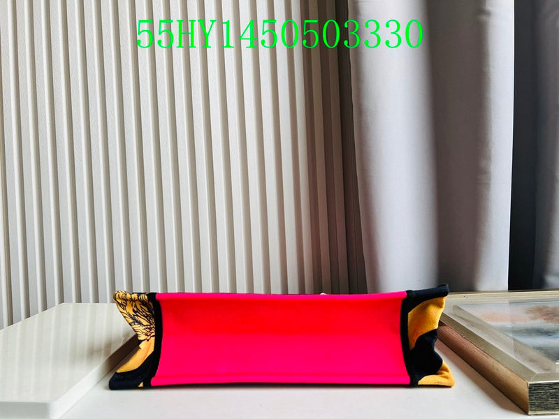 Christian Dior Luxury Bag - The Tote   288