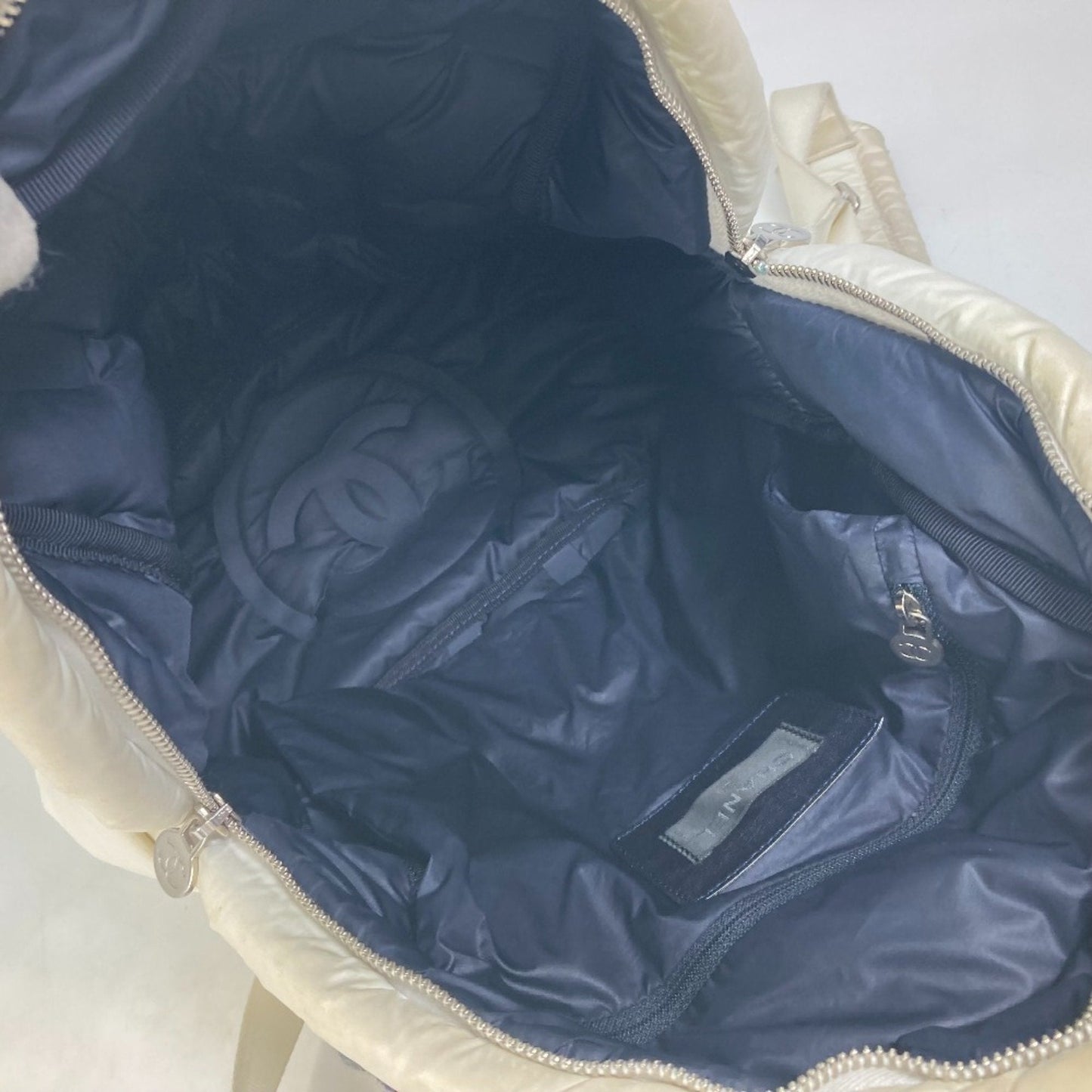 CHANEL Cocon neige Backpack