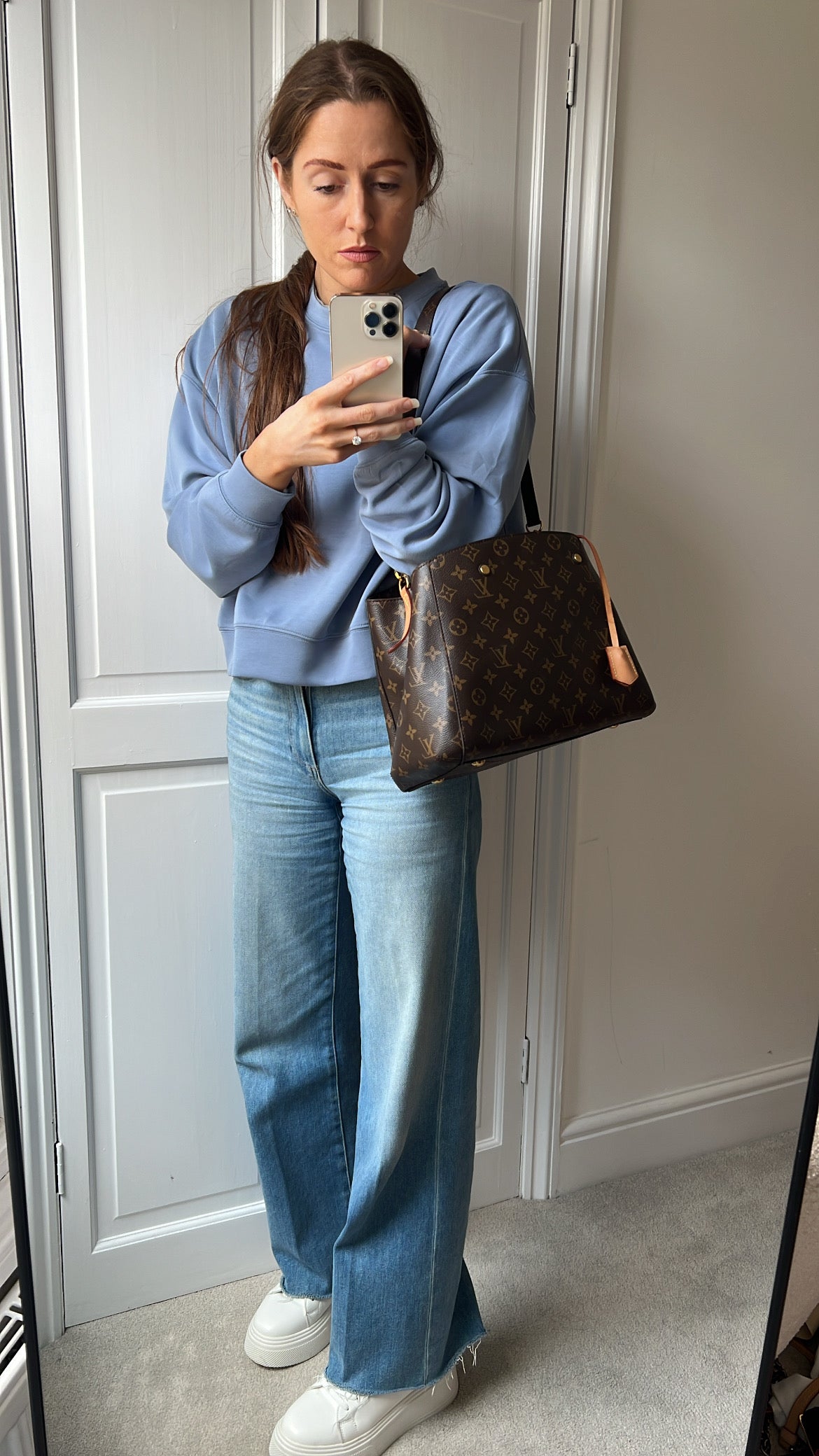 Louis Vuitton Montaigne MM in Monogram Canvas (RRP £1910)