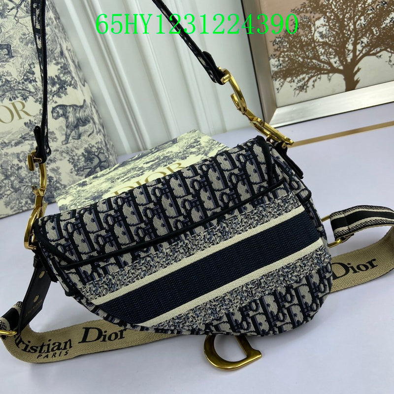 Christian Dior Luxury Bag - The Tote   490