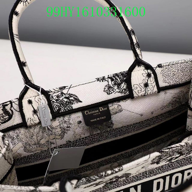 Christian Dior Luxury Bag - The Tote   313