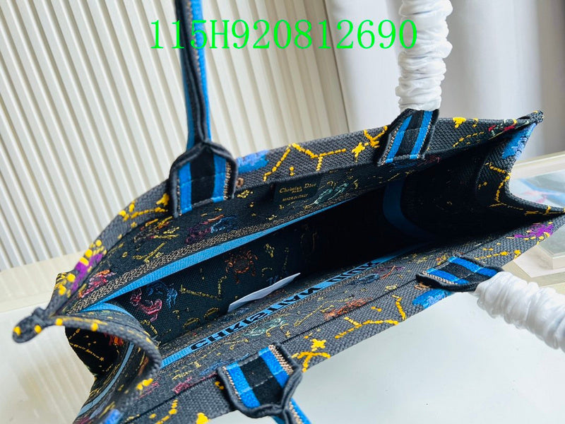 Christian Dior Luxury Bag - The Tote   271