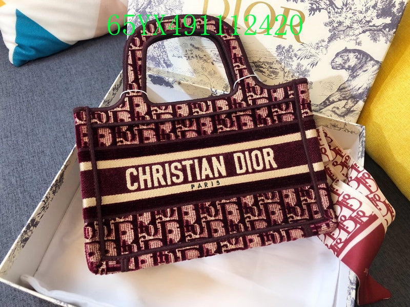 Christian Dior Luxury Bag - The Tote   392