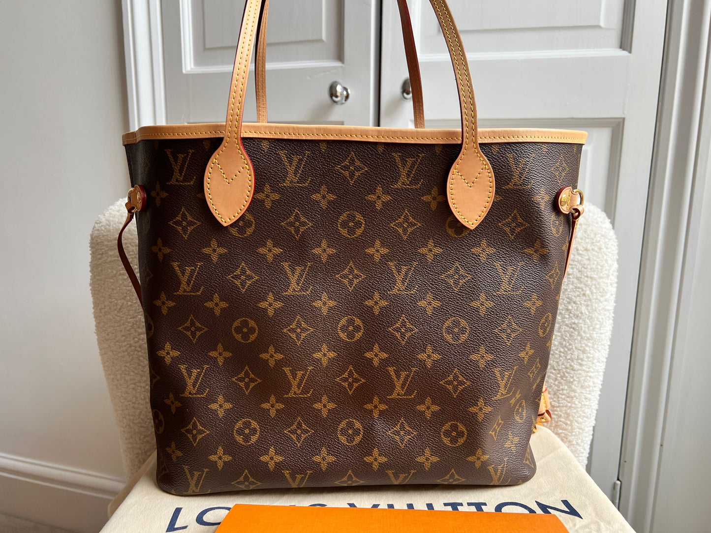 Louis Vuitton Neverfull MM Monogram Pivoine (RRP £1,410)