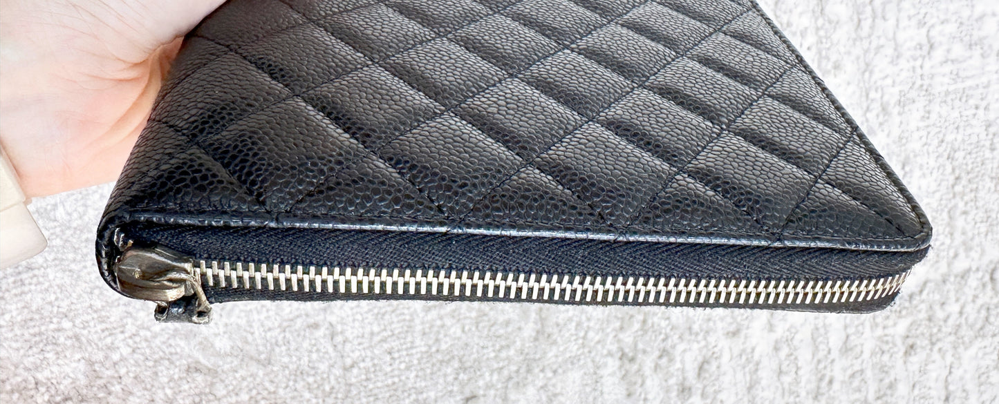 CHANEL Caviar Quilted Zip Around Notebook Agenda Cover Black