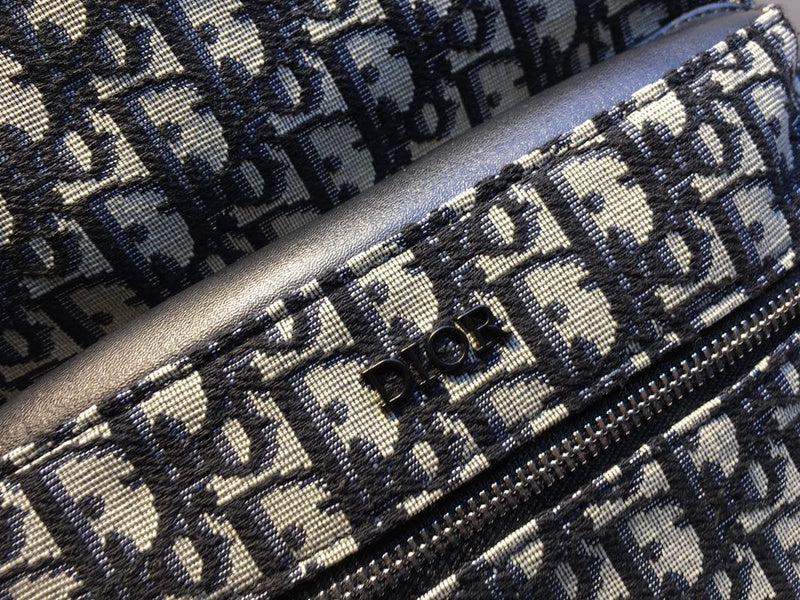 Christian Dior Luxury - The Tote   769