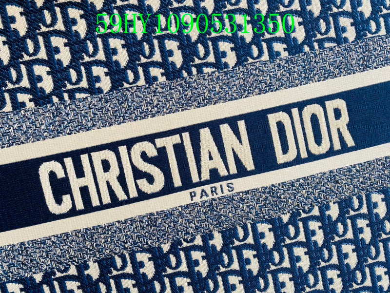 Christian Dior Luxury Bag - The Tote   253