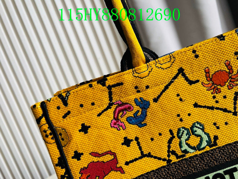 Christian Dior Luxury Bag - The Tote   280