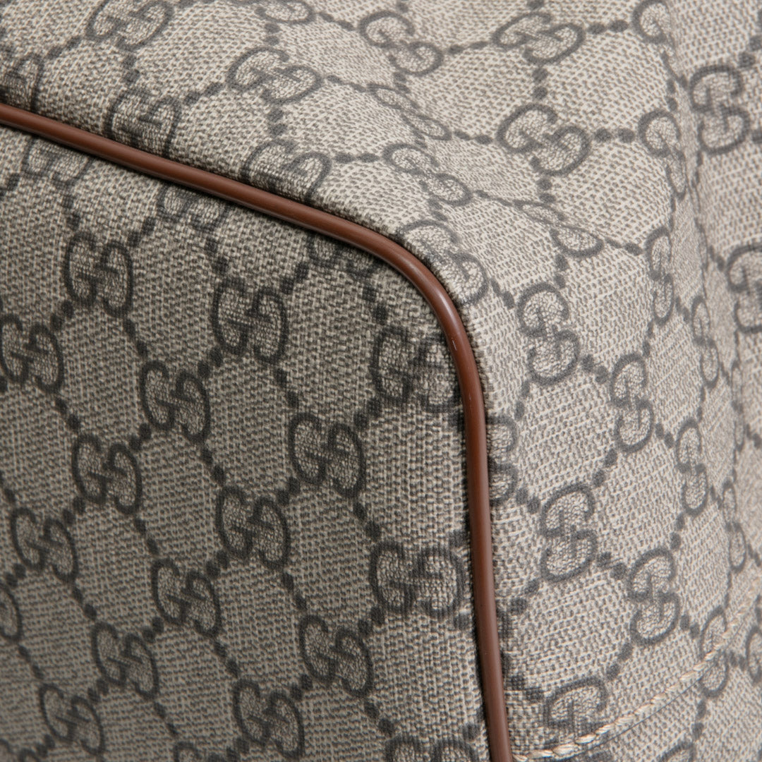 GUCCI GG Supreme Soft Tote w/ strap