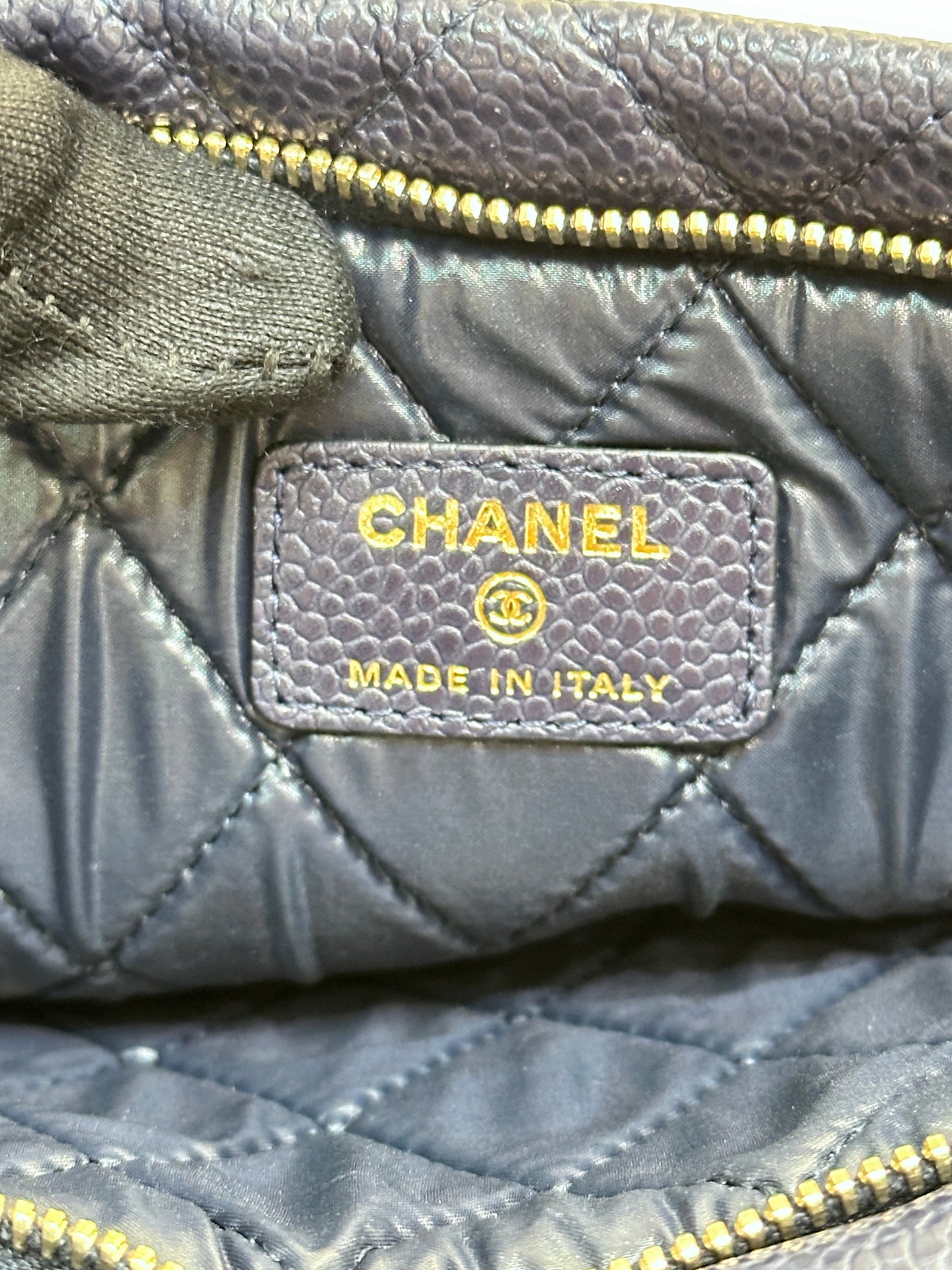 Chanel Beauty CC Clutch Quilted Caviar Blue