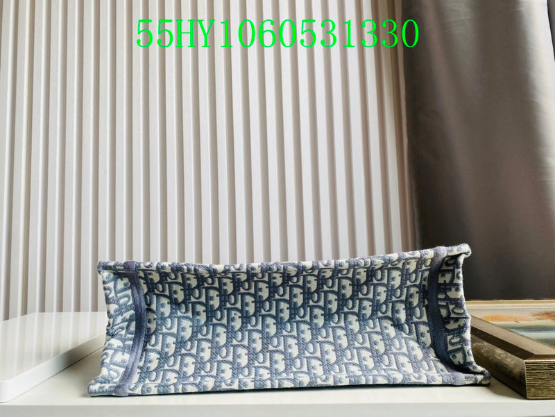 Christian Dior Luxury Bag - The Tote   258