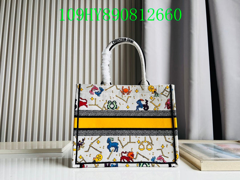 Christian Dior Luxury Bag - The Tote   277