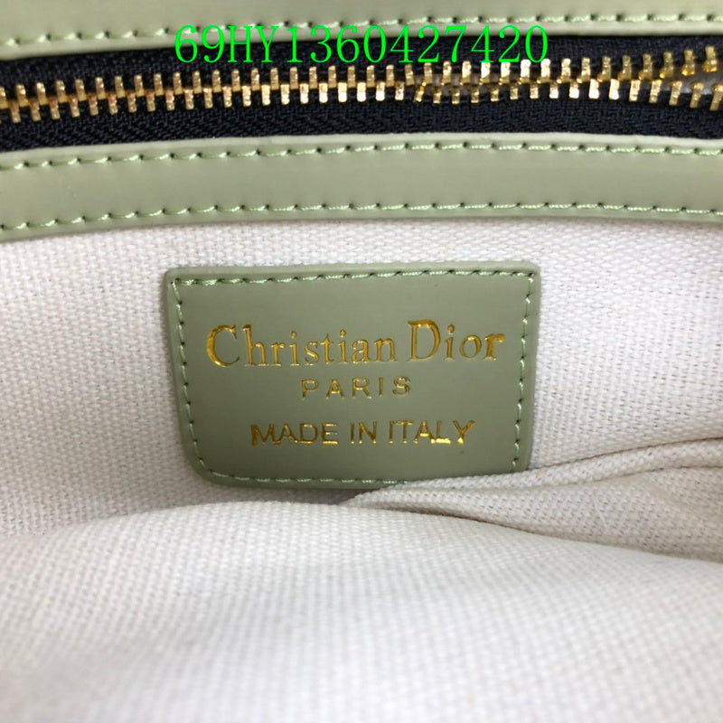 Christian Dior Luxury Bag - The Tote   455