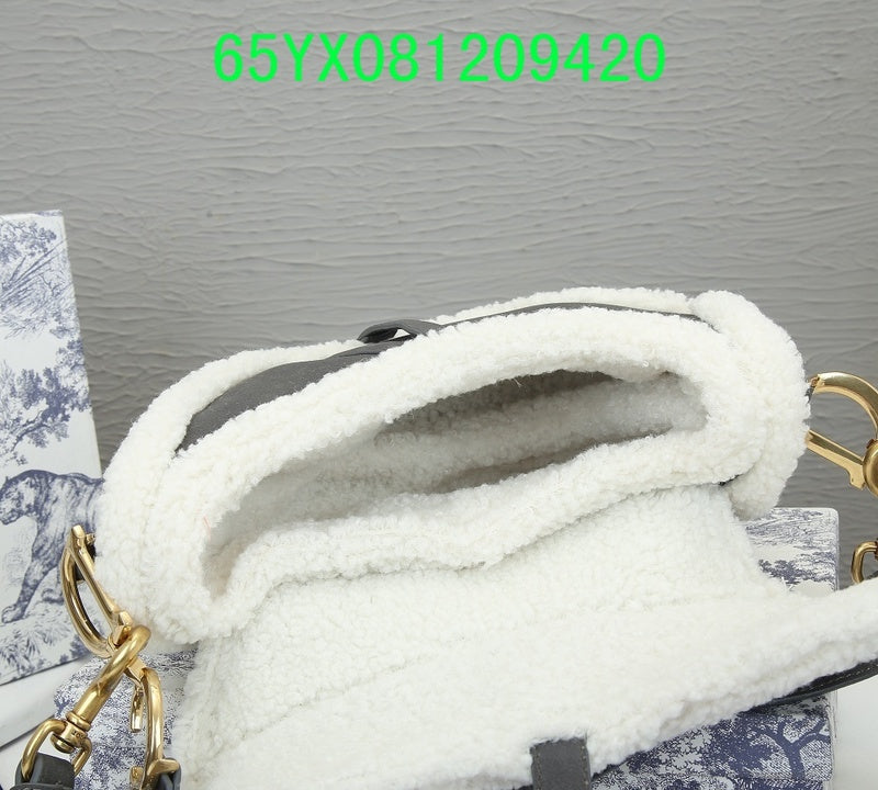 Christian Dior Luxury Bag - The Tote   535