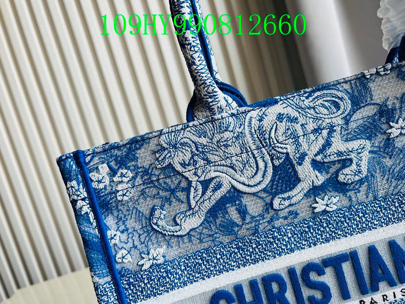 Christian Dior Luxury Bag - The Tote   267