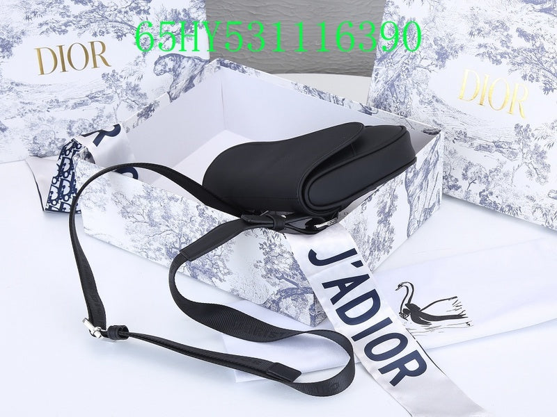 Christian Dior Luxury Bag - The Tote   488