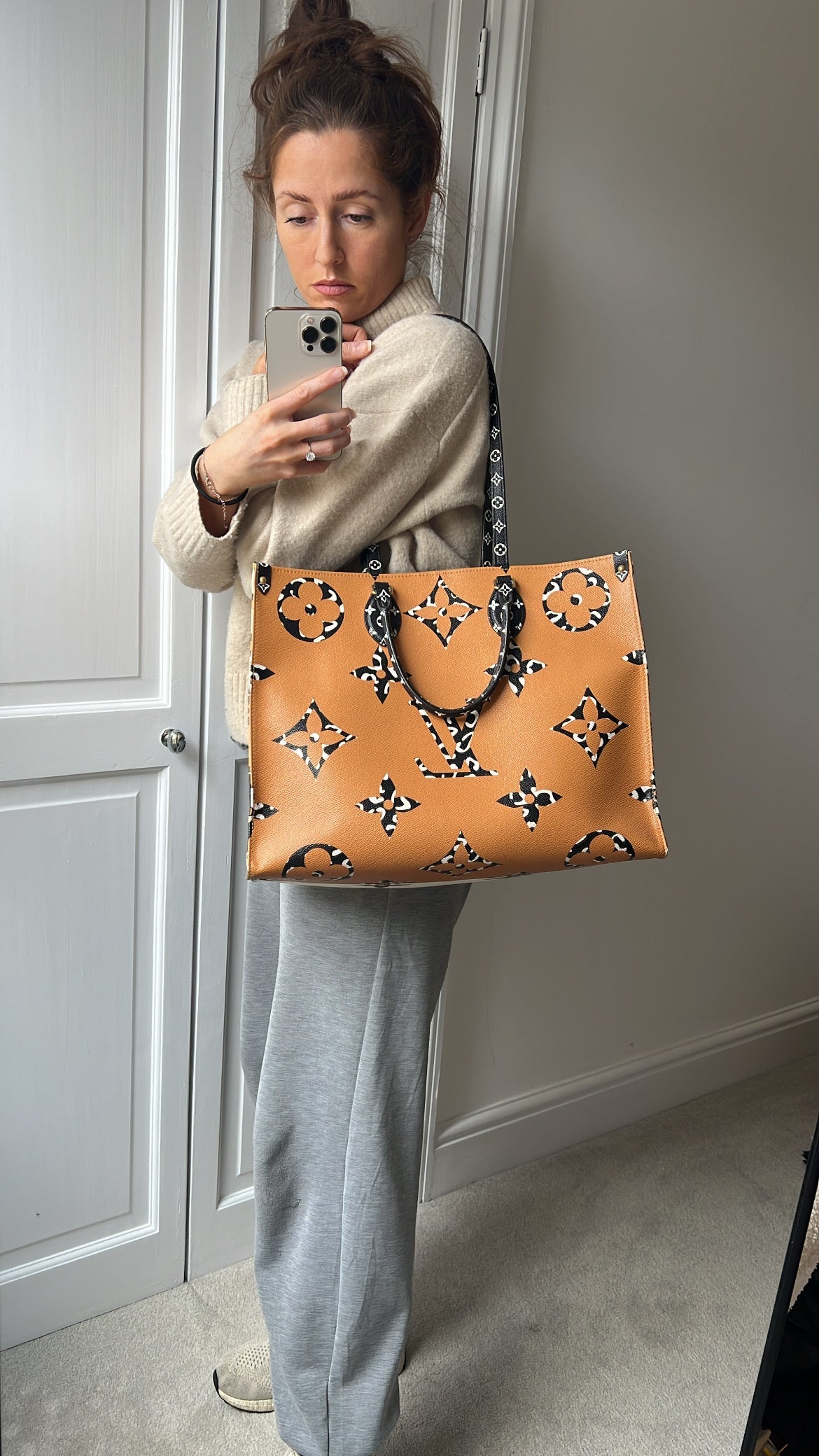 Louis Vuitton Limited Edition On the Go GM Jungle Giant Monogram Ivory Havana Beige (RRP £2,450)