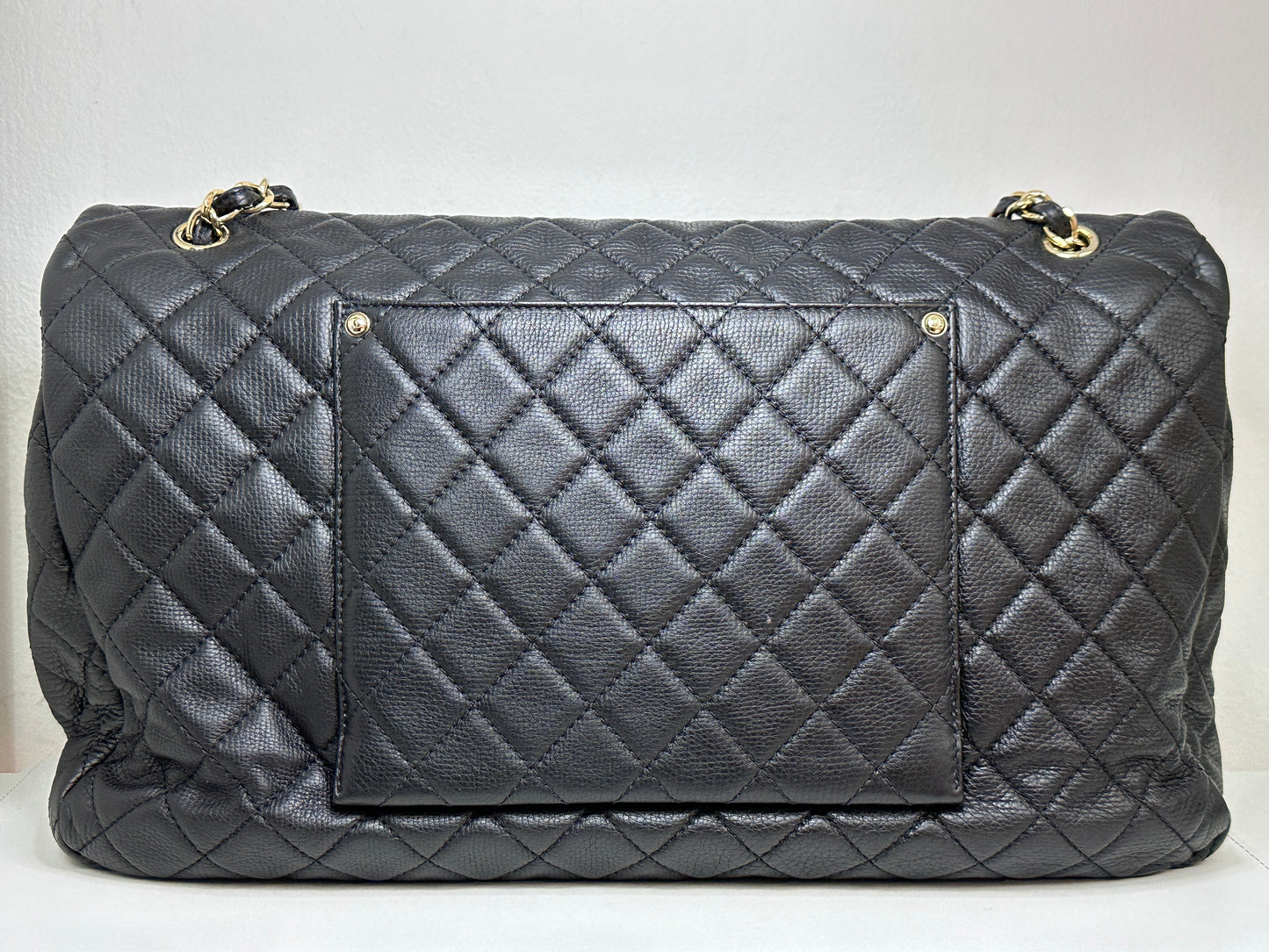 Chanel 2017 Calfskin Quilted XXL Travel Flap shoulder bag Black GHW 2382 holo card