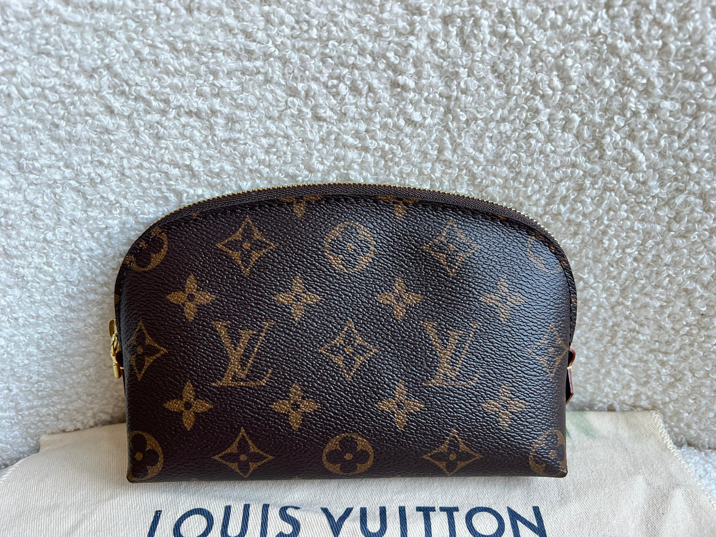 Louis Vuitton Cosmetic Pouch PM Monogram (RRP £410)
