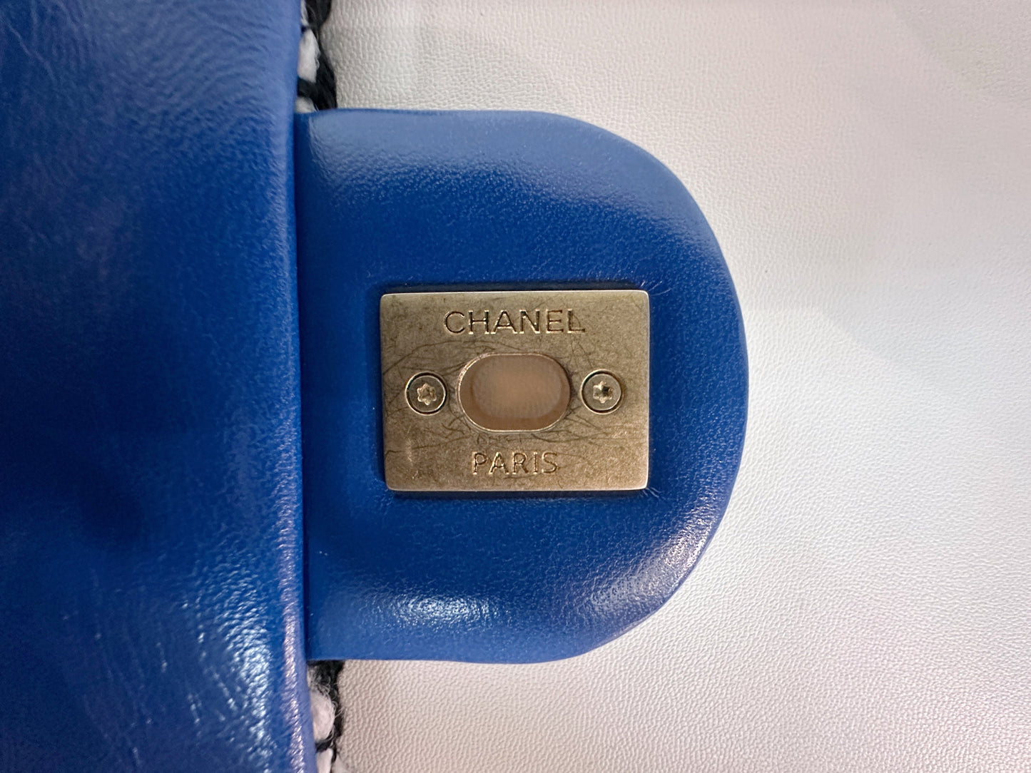 CHANEL Classic Flap Frame Knock on the Wood Tweed Shoulder Bag 2018 holo 2666