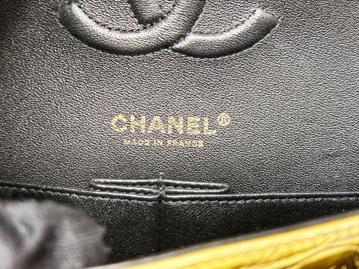 Chanel 19A Medium Calfskin Crocodile Embossed Gold Metallic Flap Bag 2803 holo card
