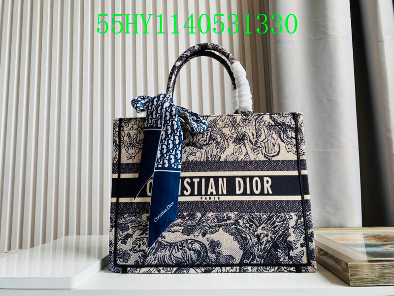 Christian Dior Luxury Bag - The Tote   247