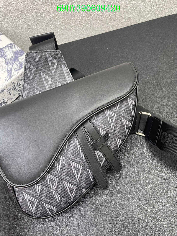 Christian Dior Luxury Bag - The Tote   419