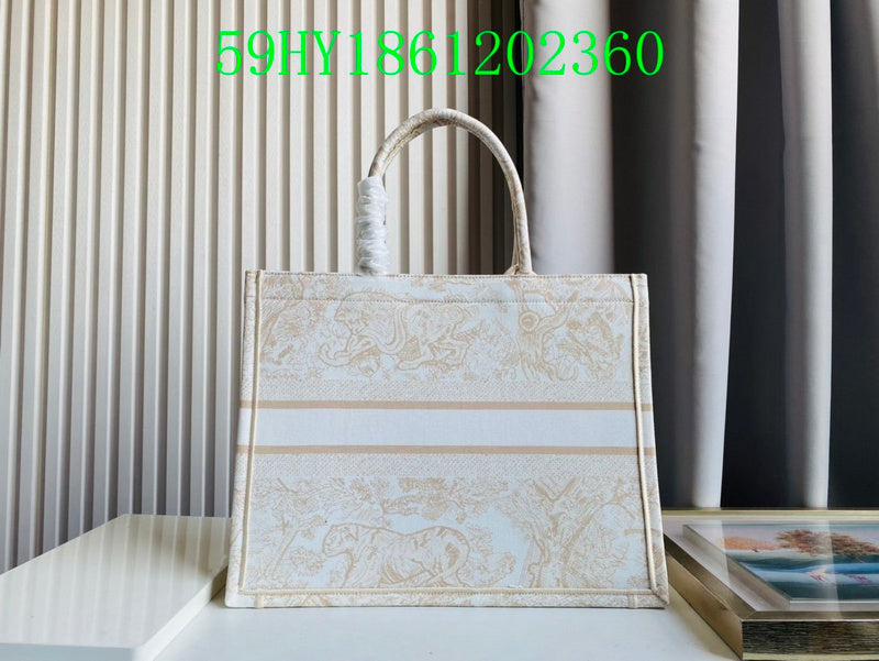 Christian Dior Luxury Bag - The Tote   323