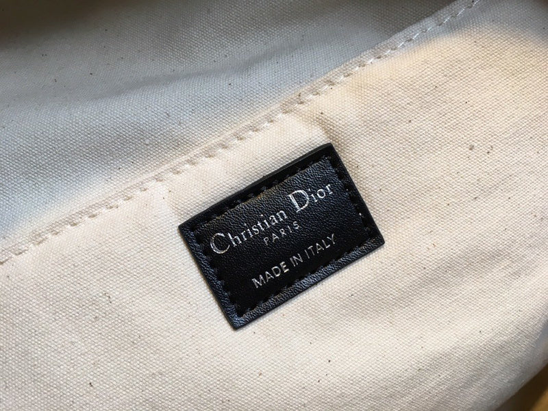 Christian Dior Luxury - The Tote   763