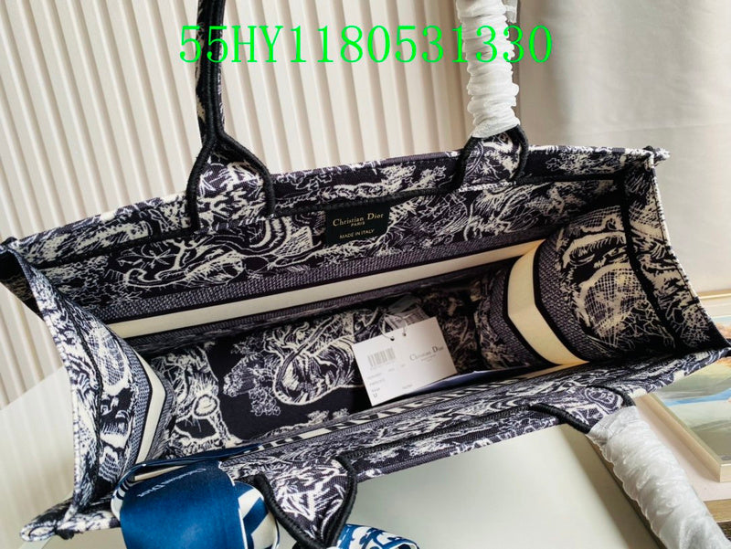 Christian Dior Luxury Bag - The Tote   246