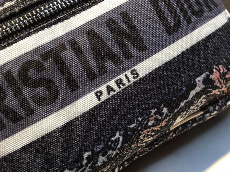 Christian Dior Luxury - The Tote   765