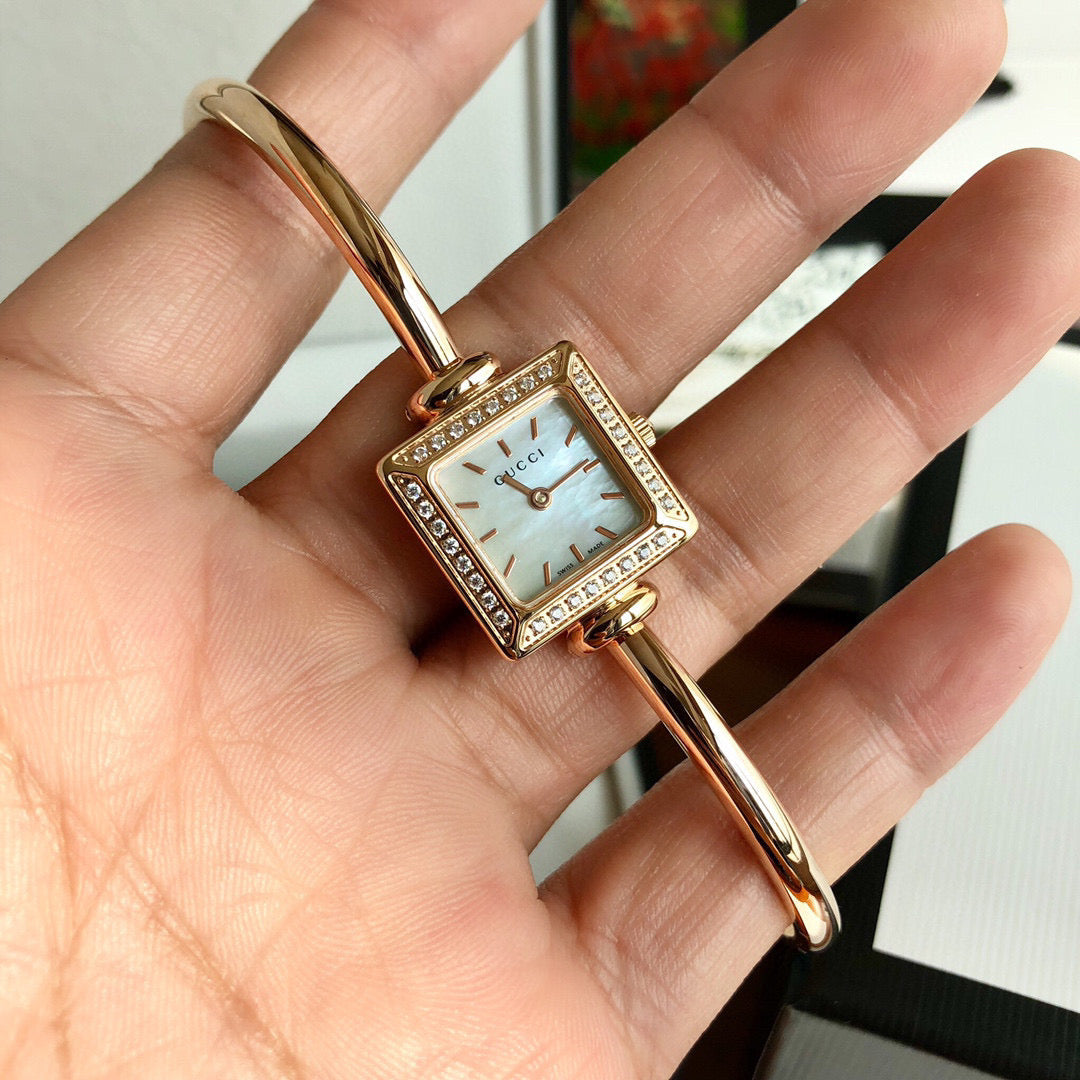 WC062  20x20mm