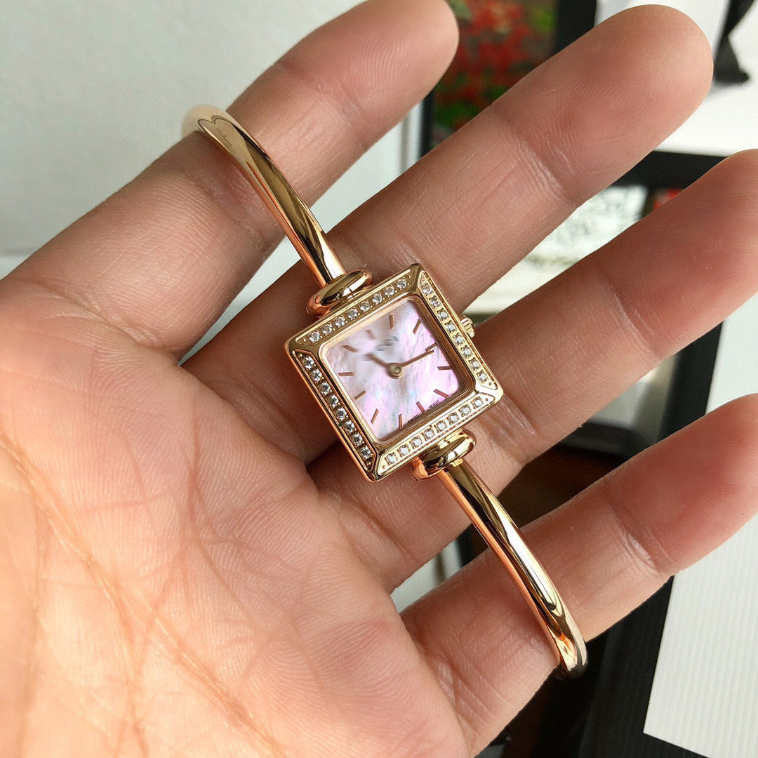 WC062  20x20mm