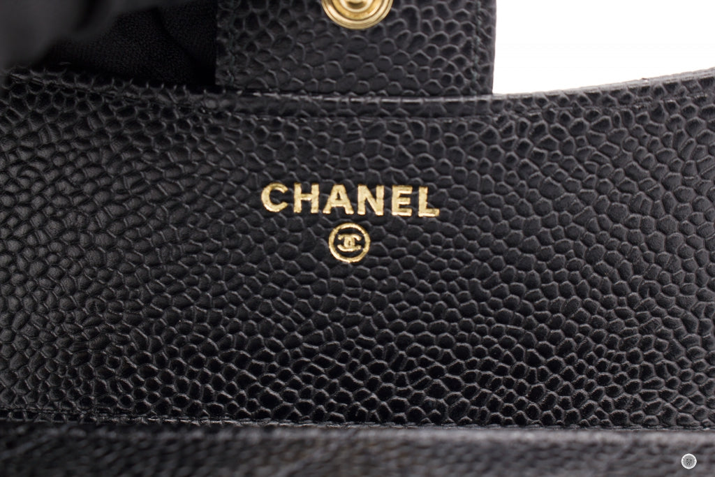 Chanel AP0231 Y01588 Classic Fold Wallet (old Model: A82288) Black Caviar Short Wallet Ghw