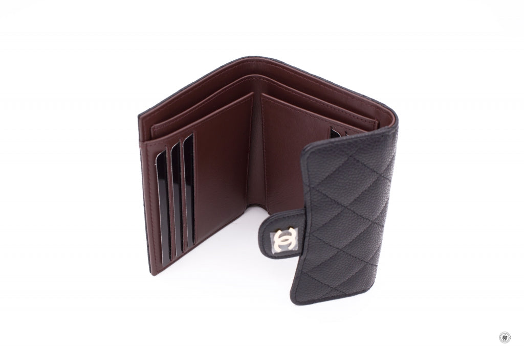 Chanel AP0231 Y01588 Classic Fold Wallet (old Model: A82288) Black Caviar Short Wallet Ghw