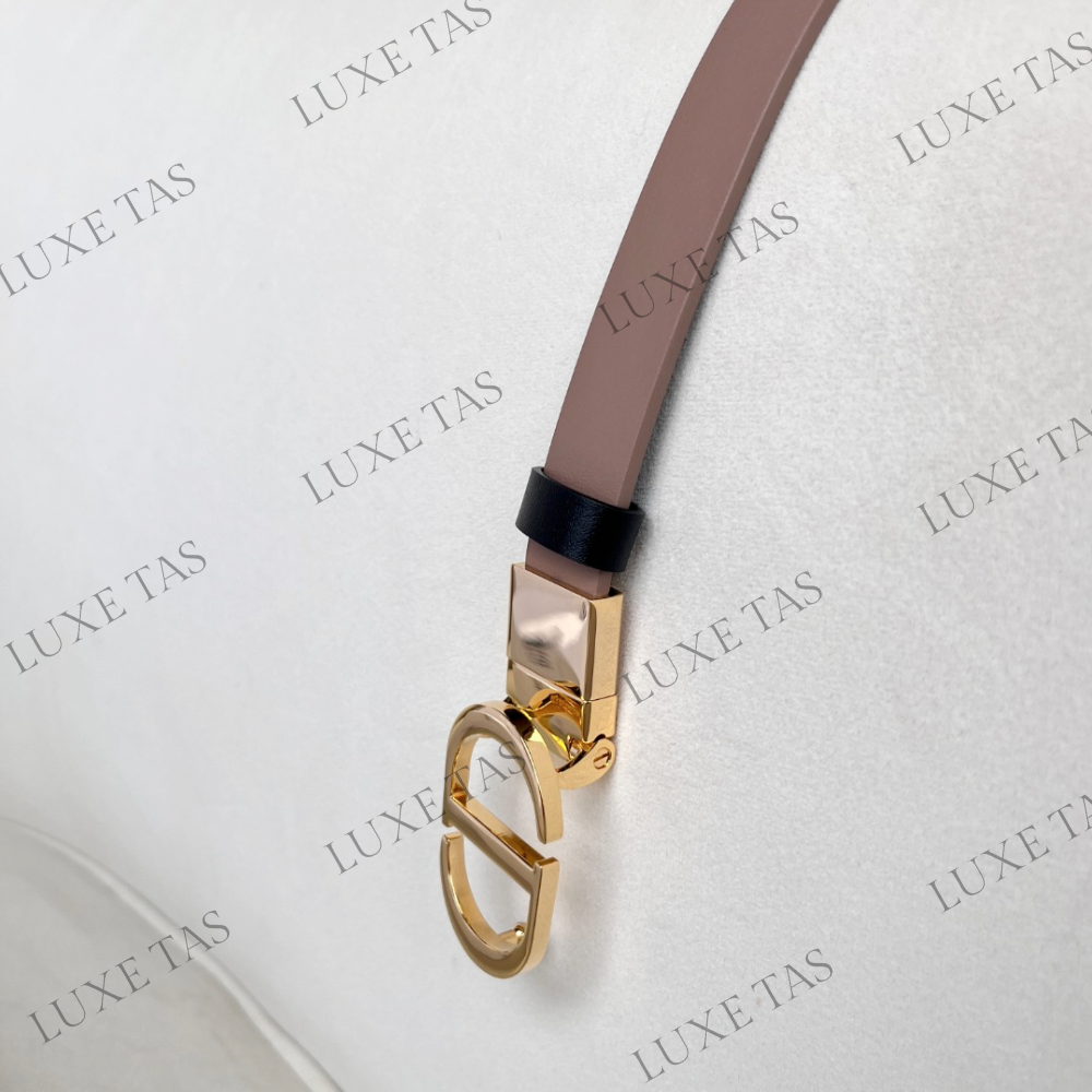 20mm Hazelnut and Black 30 Montaigne Reversible Belt Designer Belts for Women