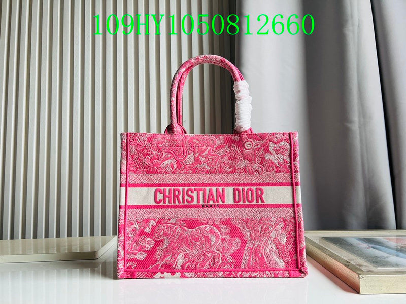 Christian Dior Luxury Bag - The Tote   263