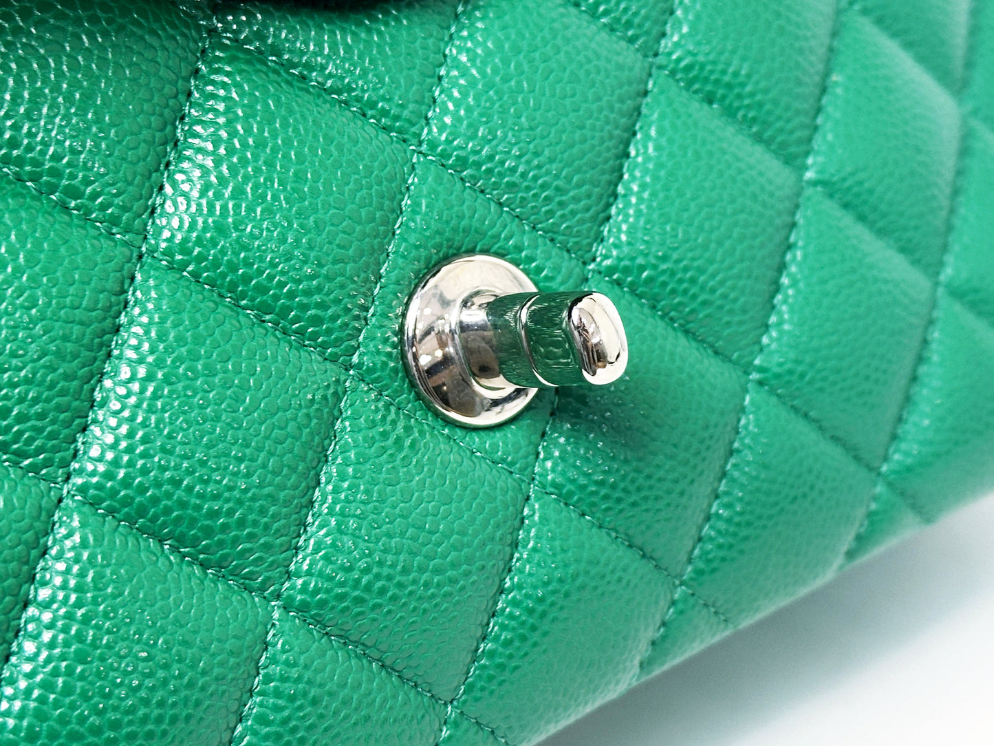 CHANEL 20B Green Classic Small Double Flap Bag SHW 3050 holo card