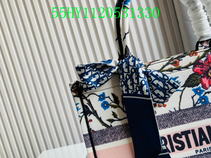 Christian Dior Luxury Bag - The Tote   255