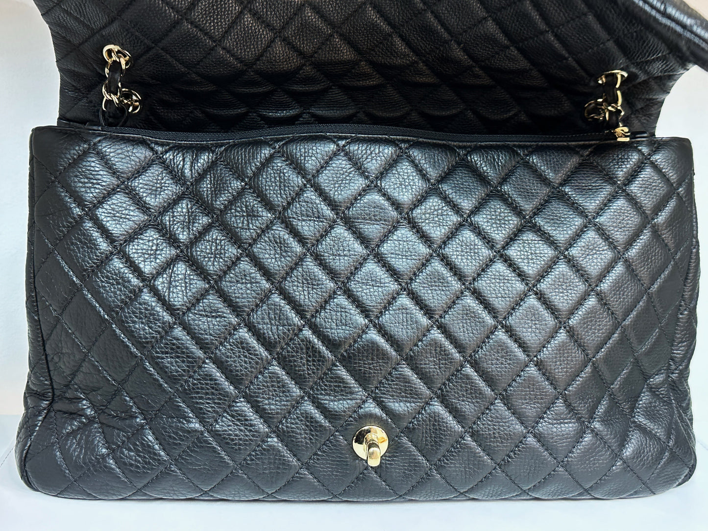 Chanel 2017 Calfskin Quilted XXL Travel Flap shoulder bag Black GHW 2382 holo card