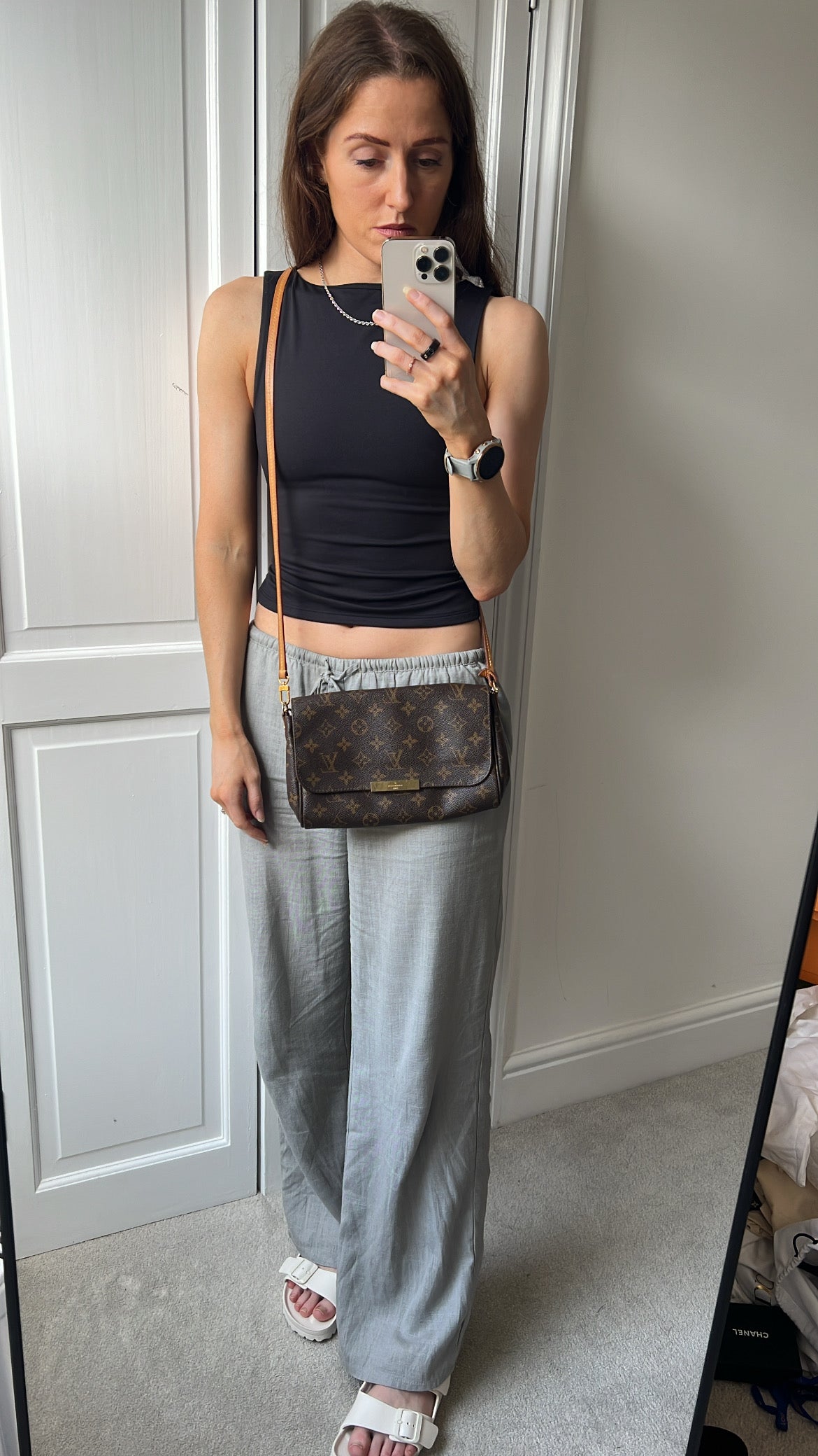 Louis Vuitton Favorite MM Monogram