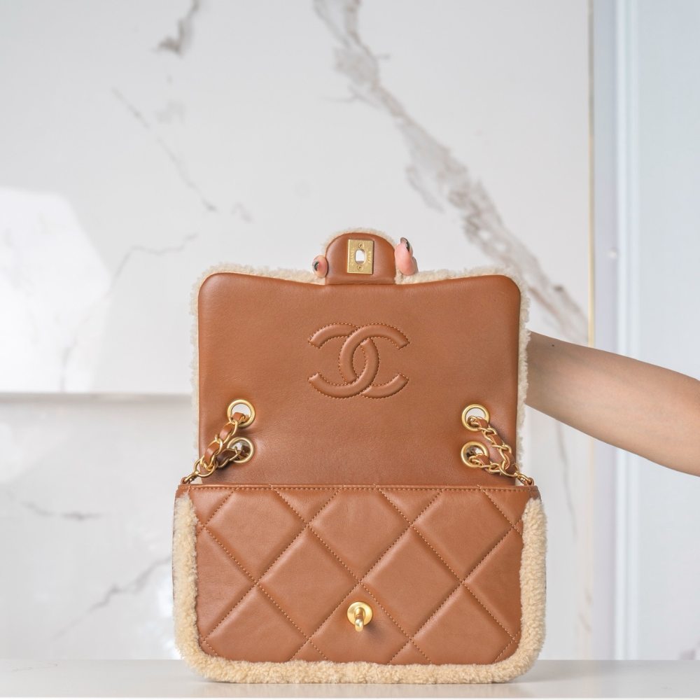 24K Teddy Bear-Shearling Flap Bag Leather Handbag for Women