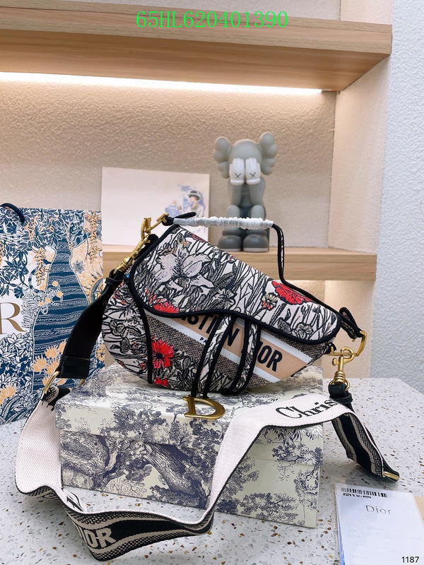 Christian Dior Luxury Bag - The Tote   464