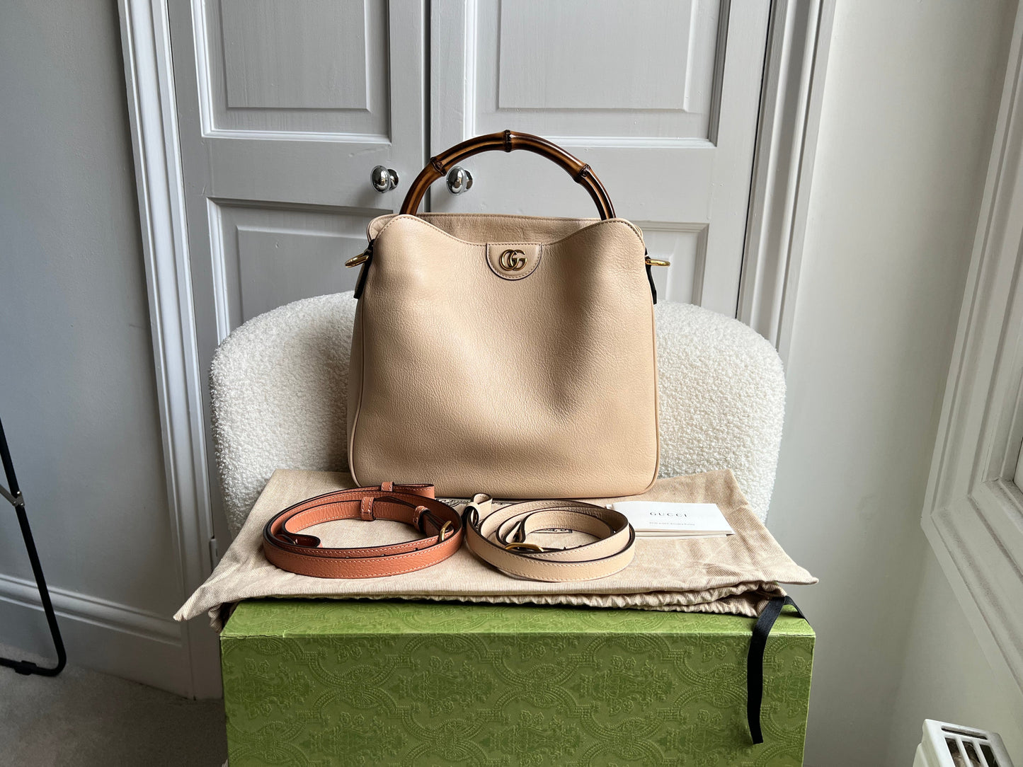 Gucci Cream Medium Diana Hobo (RRP £2110)