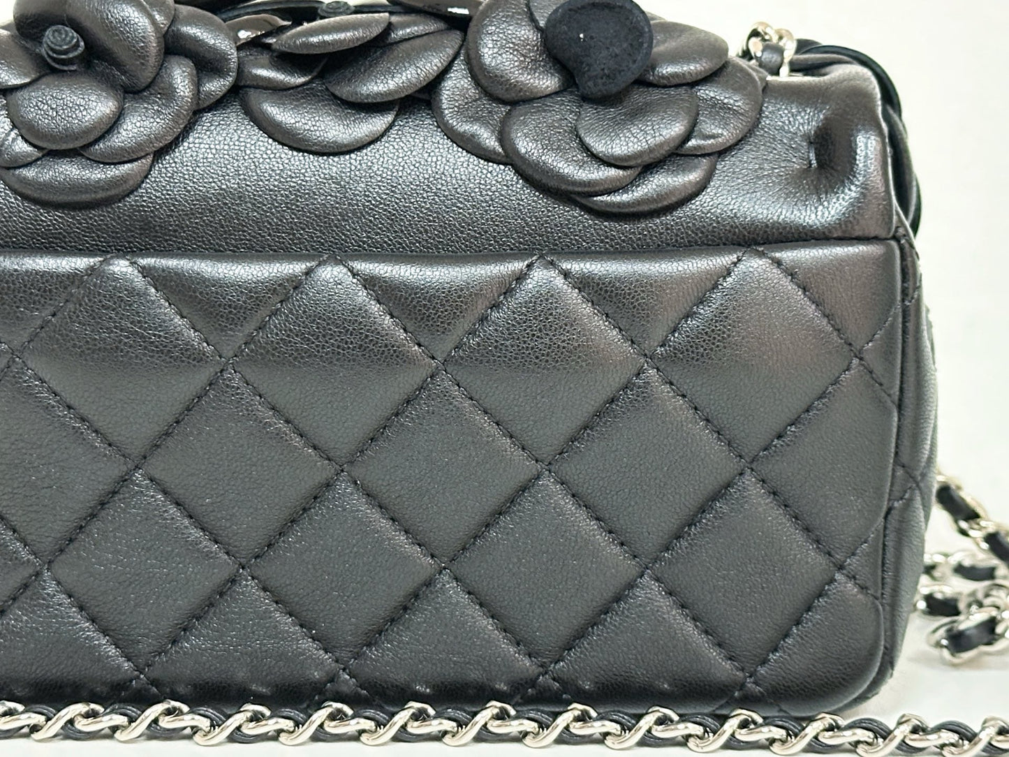 CHANEL Camellia Lambskin Patent Around Flap Crossbody Bag holo card 2246