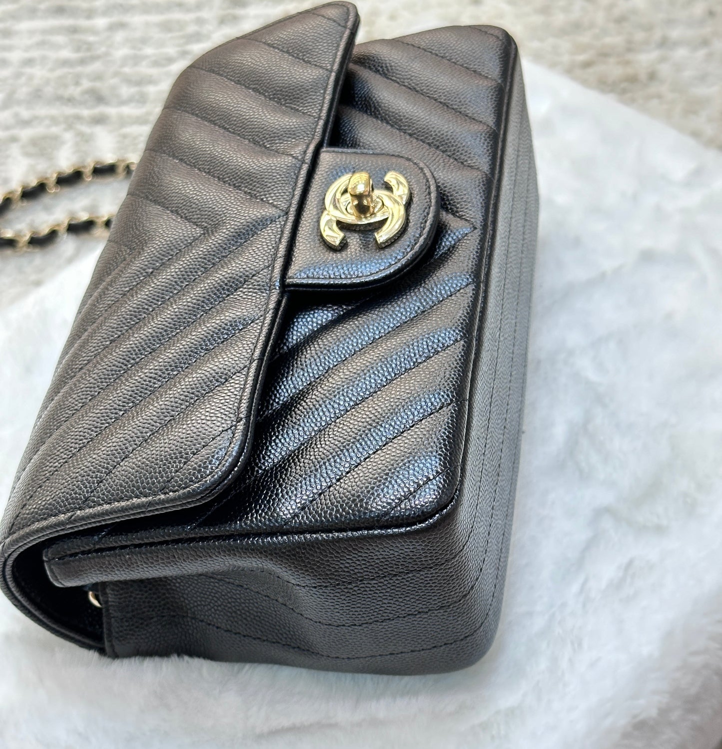 Chanel Mini Flap Bag Chevron Caviar Black GHW