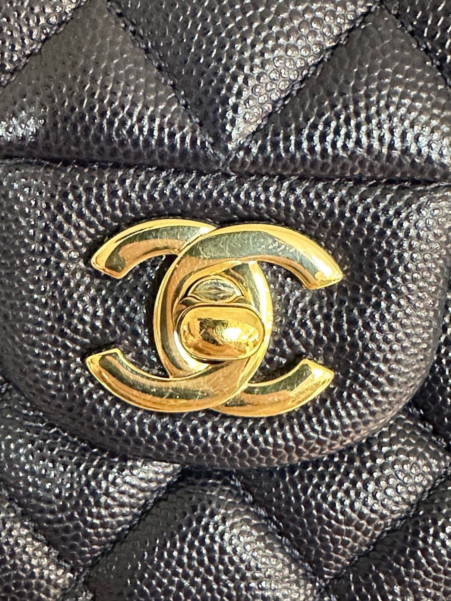 Chanel Medium Classic Caviar Double Flap Navy Blue Bag LSHW  2021year Microchip