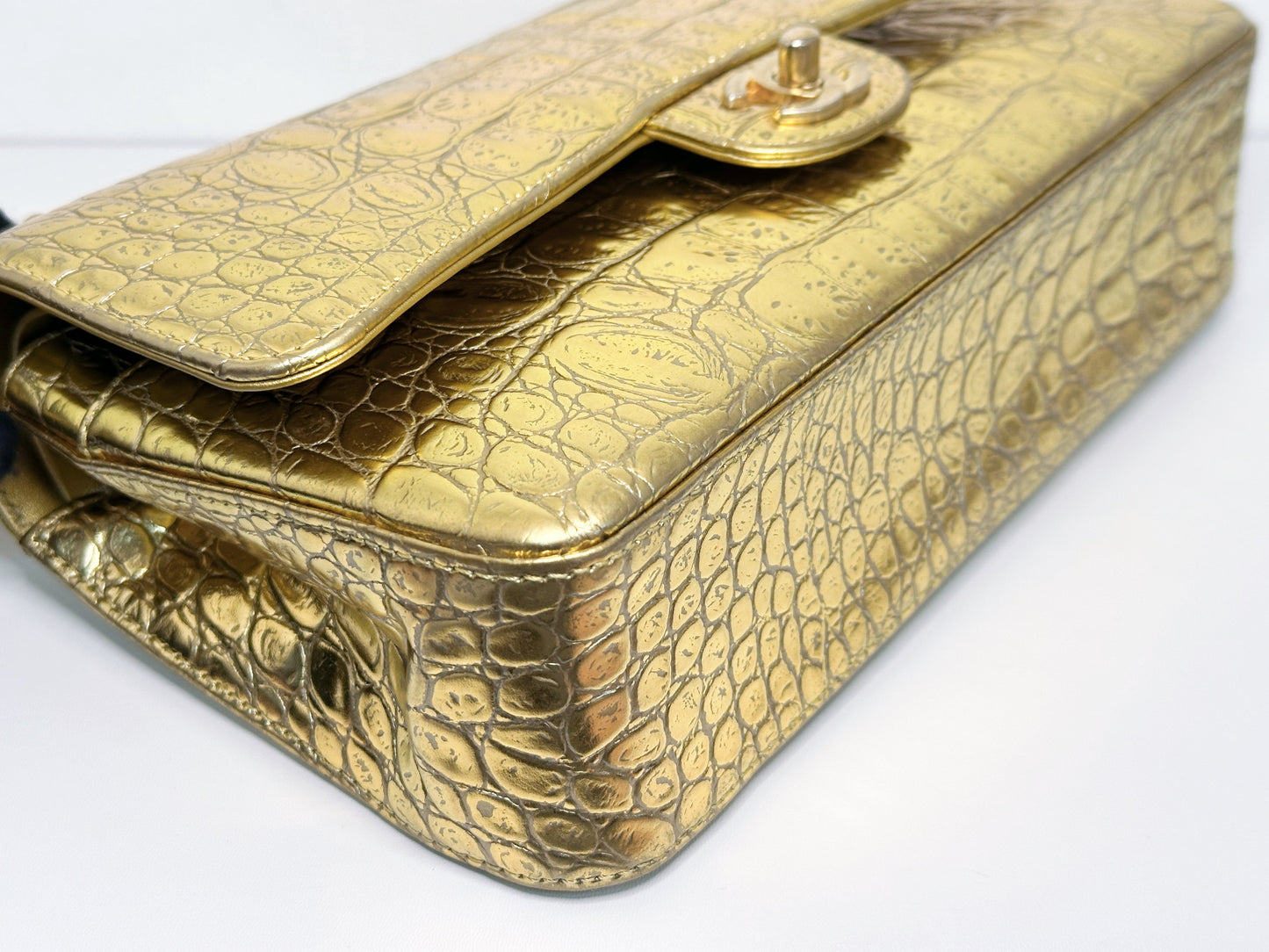 Chanel 19A Medium Calfskin Crocodile Embossed Gold Metallic Flap Bag 2803 holo card
